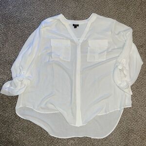 Women’s Plus size white Top